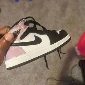 Purple /black /pink Nike toddler dunks rarely worn